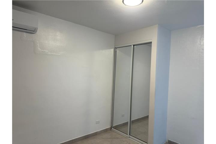 Puerto Nuevo, Centrico 1HAB, $700 LUZ Y AGUA!