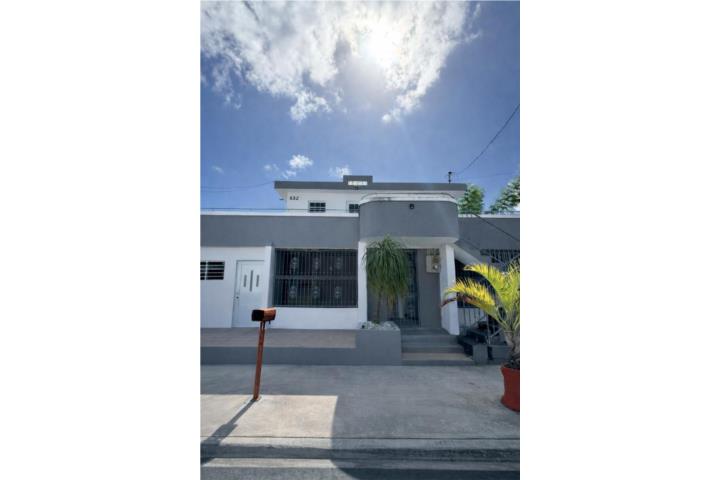 Amplio Apartamento Renovado en Canovanas