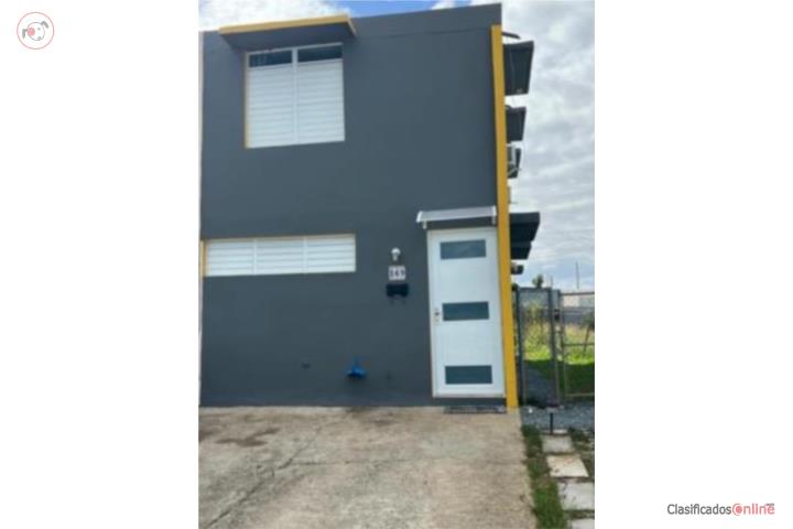 Urb. Villa Marina Gurabo 3 cuartos $900