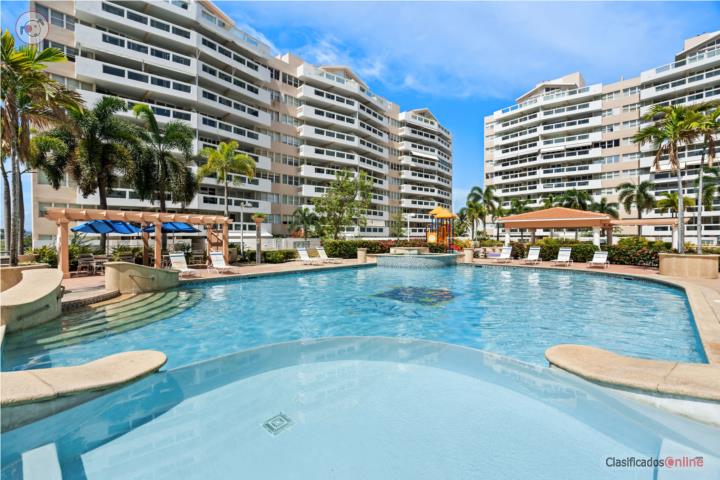 Astralis  Luxury Resort Condo @Isla Verde