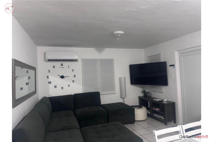 Apartamento 1 y 1 Urb Levittown, Toa Baja