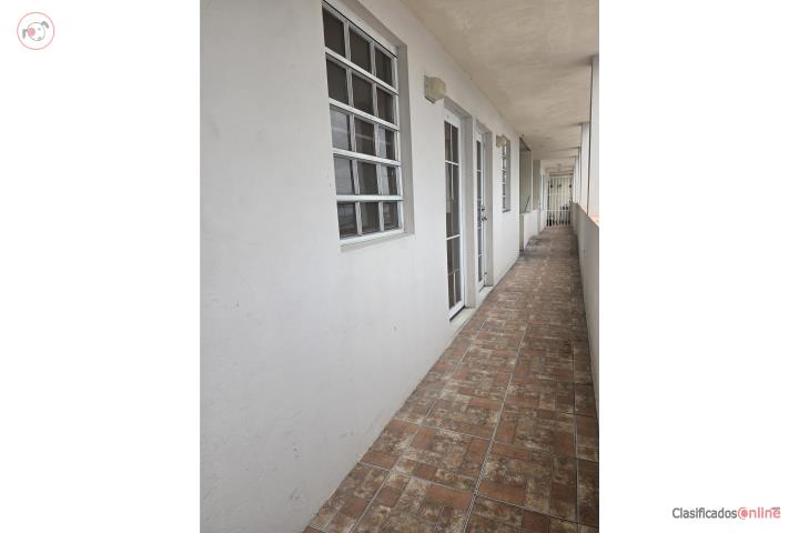 Apto. Sta Juanita 1Hab, 1 Baño y Terraza