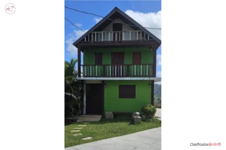 Casa 550 incluye luz y agua