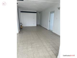 Urb. Santa Rosa Bayamón 3 ctos 2 baños