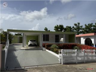 Amplia casa (3 y 2.5) con terraza en Caguas