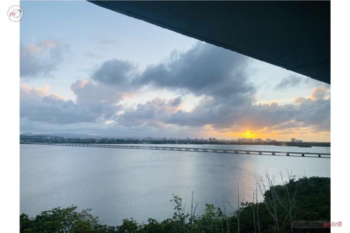 Airport Area Waterfront Penthouse Rental