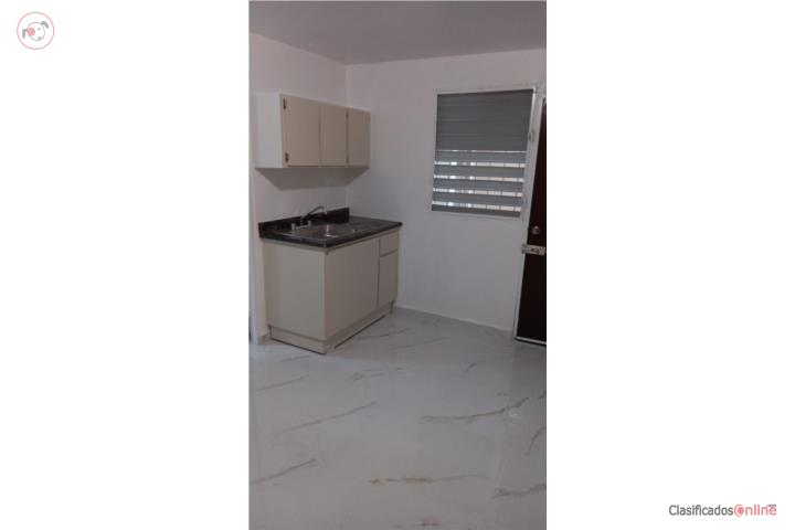 Apt remodelado 1H 1B en 500 agua luz