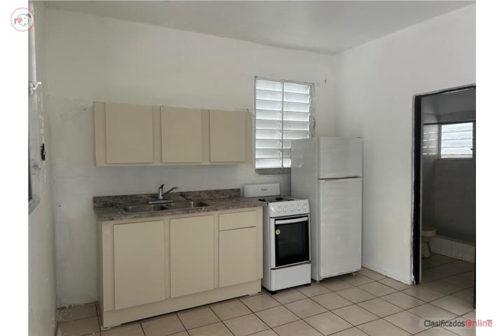 Apt 1/1 CON agua / Luz/nevera/ estufa 490