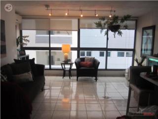 Condado, a 10 pasos de la playa