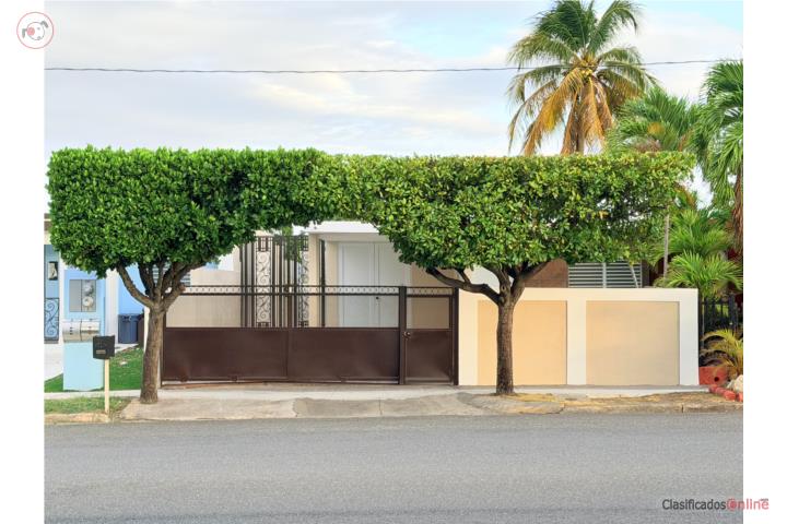 Ext. Santa Teresita Ponce Propiedad Renovada