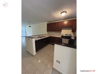 ¡Centrico y amplio apartamento en Monte Sur