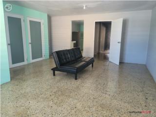 Hermoso Apartamento/ $750 Agua y Luz Inc