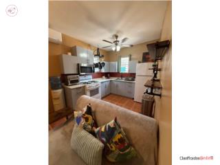 2BR/1BA, gated parking, patio, furnished
