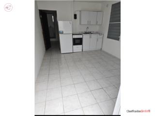 Apt de 1 cuarto,agua,luz,$700.00