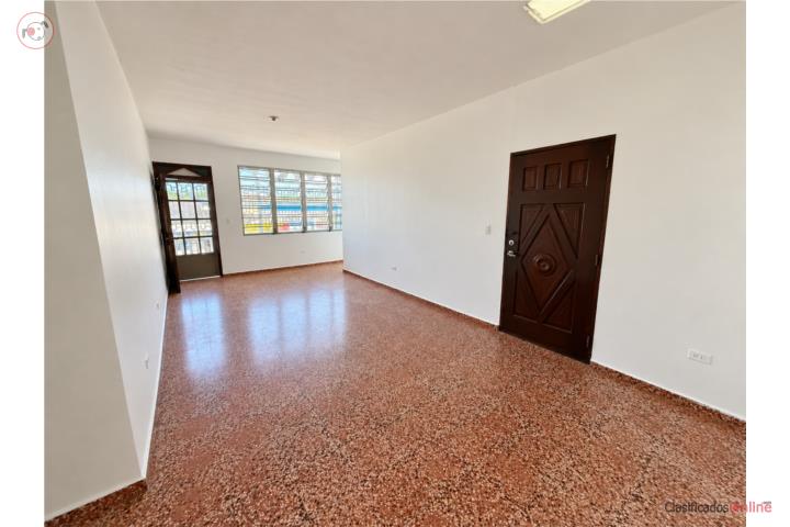 APARTAMENTO CÉNTRICO PUEBLO AGUADA