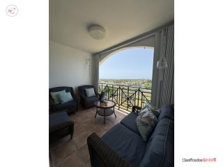 Royal Palm con elevador. Amplio 3H 2B 2Pkg