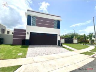 Beautiful House For Rent HOA included