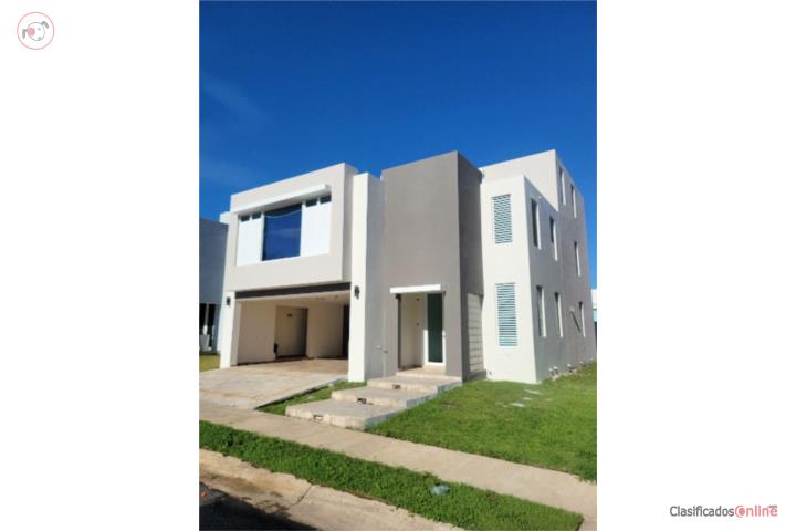 Canovanas hermasa casa por solo $2500.00