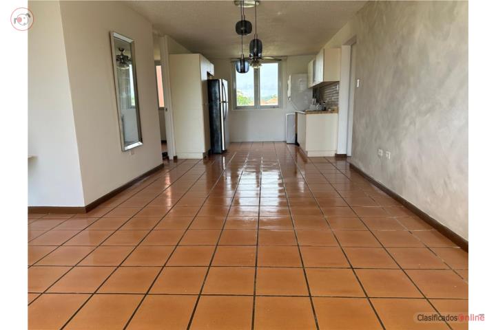 Se renta apt en Gold Villas