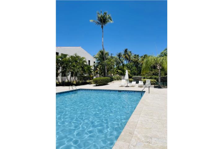 Fairlakes Village, Palmas Del Mar