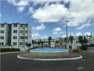 Walk Up Cntrico en Bayamn Condominio Park E