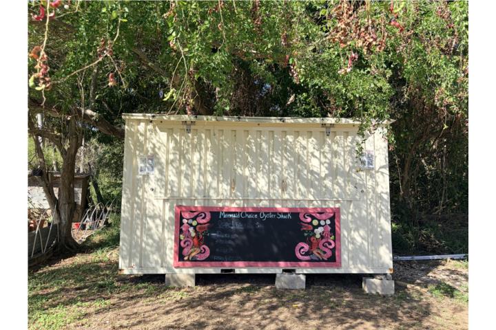 Container is 13’’ feet.