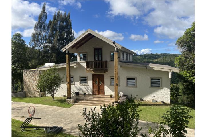 PEQUENA HACIENDA CON ACCESO PRIVADO A CASCADA CON CHARCO.