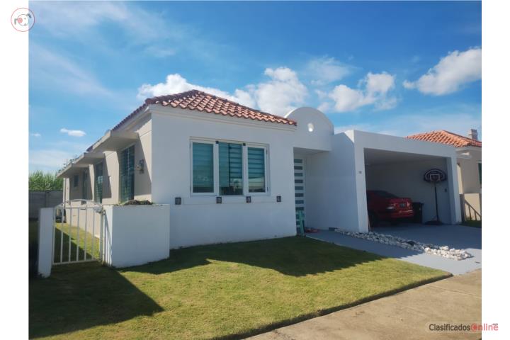 HERMOSA CASA - URB PAISAJES DE DORADO