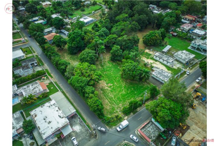 Terreno Llano en Santana Arecibo