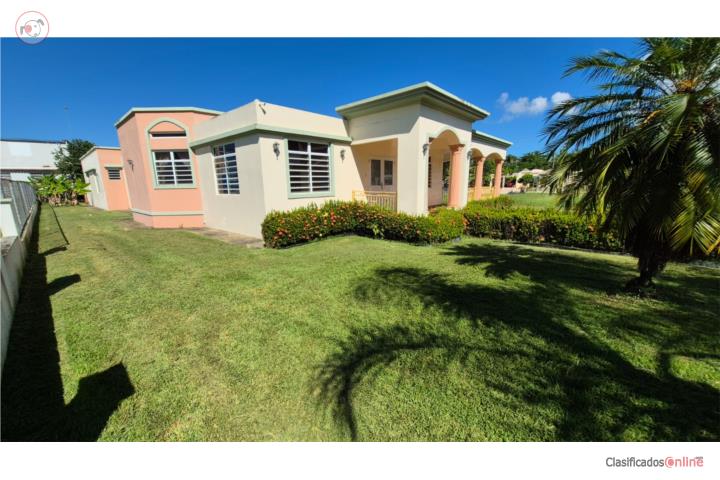 Amplia residencia en Urb La Estancia (Cash)