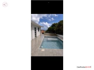 El Bajo, Patillas.Piscina y vista al ...