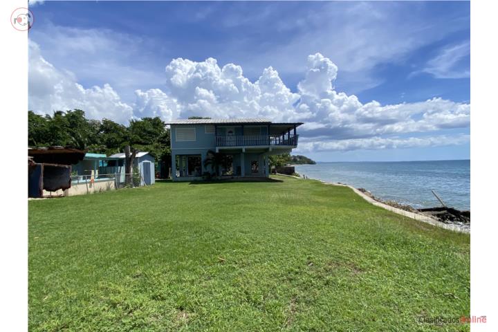 Oceanfront property in corcega