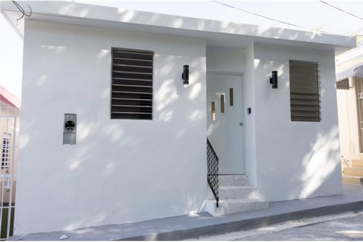 Se vende hermosa propiedad recientemente remodelada, para ser utilizada como vivienda principal.