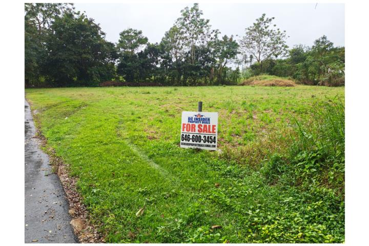 Offering 2 land lots in a peaceful, serene, natural environment with breathtaking panoramic views an