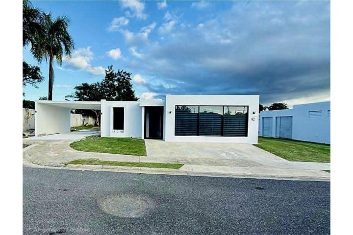 Urb. Estancia de Sierra Maestra