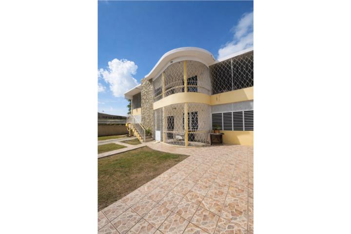 Ponce Centro- Multifamiliar