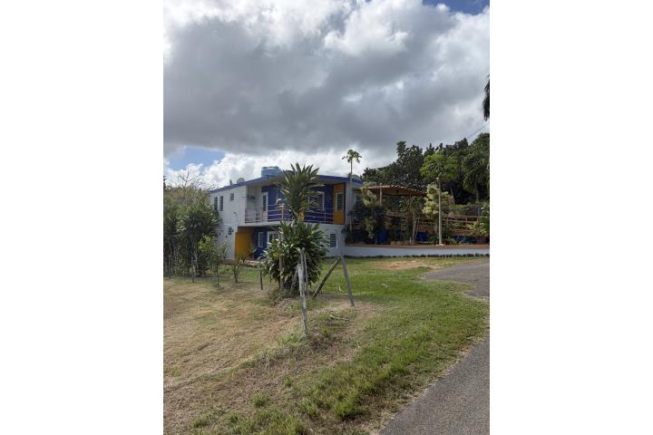 Casa multifamiliar La Romana, Quebradillas