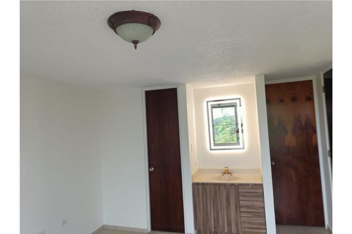 Rare opportunity to own a PH in Guaynabo