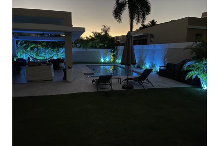 ? ENSERES ELÉCTRICOS (NEVERA , ESTUFA, MICROONDAS, HORNO, VINERA) ? CISTERNA DE 600 GALONES (CONECCI