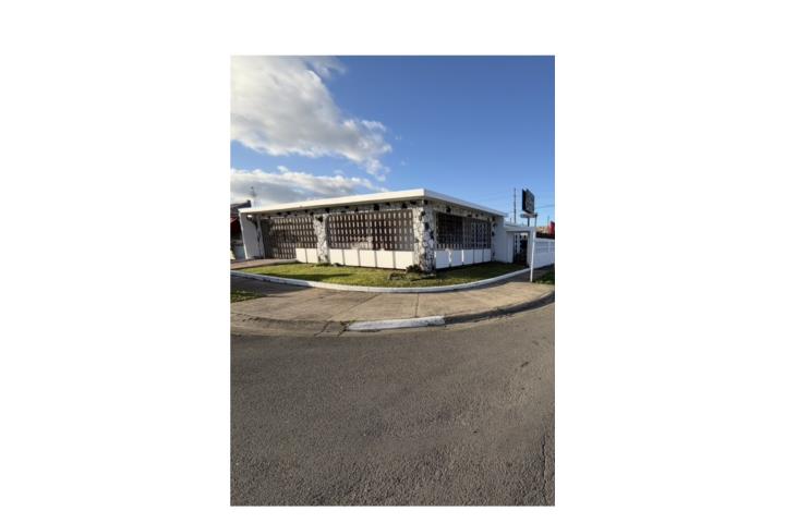 loiza valley, canovanas, 3h , 2 1/2 b