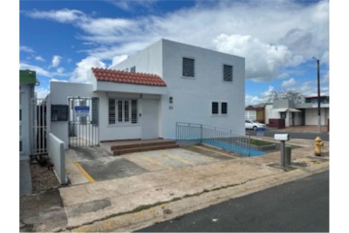 EDIFICIO COMERCIAL (LEVITTOWN)
