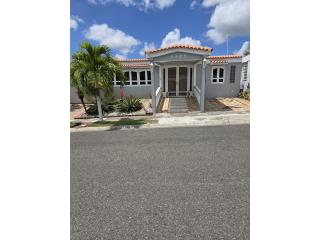 urb. Las Delicias Ponce, P.R. 3/3 Piscina