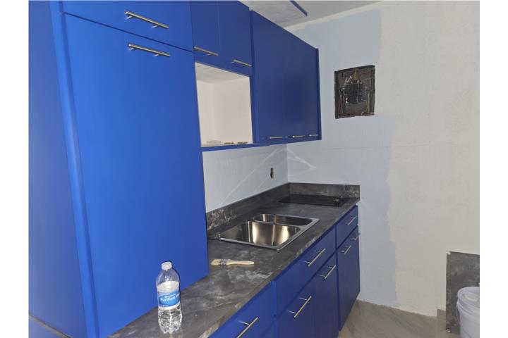 1H, 1B, 1 Parking, recién remodelado