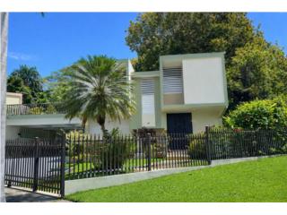 Residencia de Dos Plantas, 5 Cuartos, 3 Ba�os