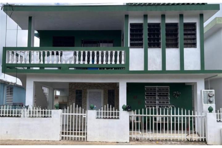 Casa multifamiliar, pueblo Aibonito.