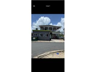 Se vende Multifamiliar con Mini Market 