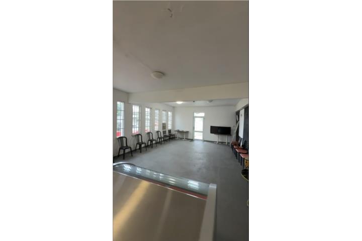 Frente a playa Humacao · Casa +  Comercial