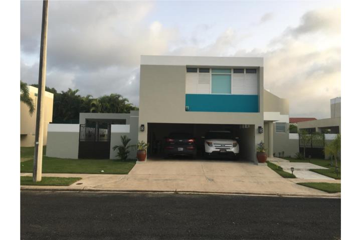 Casa, Los Eucaliptos, 4 cuartos, 2.5 baños,