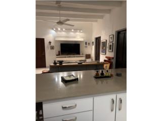 Calle Luna pent house viejo san juan