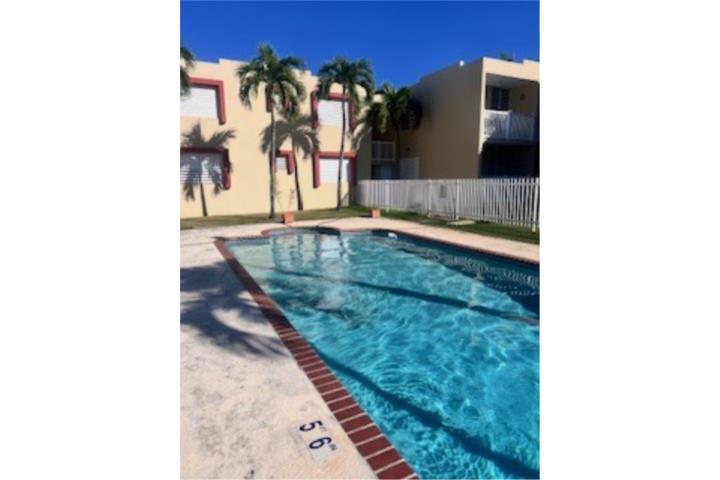 montones beach apartments